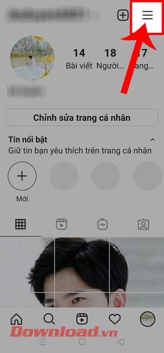 Chạm vào biểu tượng ba dấu gạch ngang