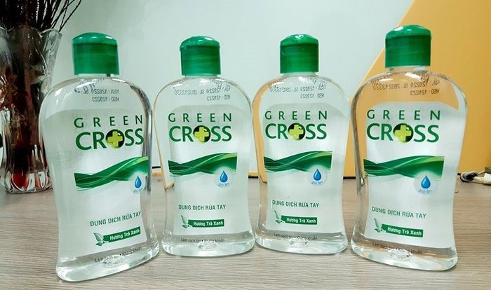 Nước rửa tay khô Green Cross hương trà xanh chai 100 ml