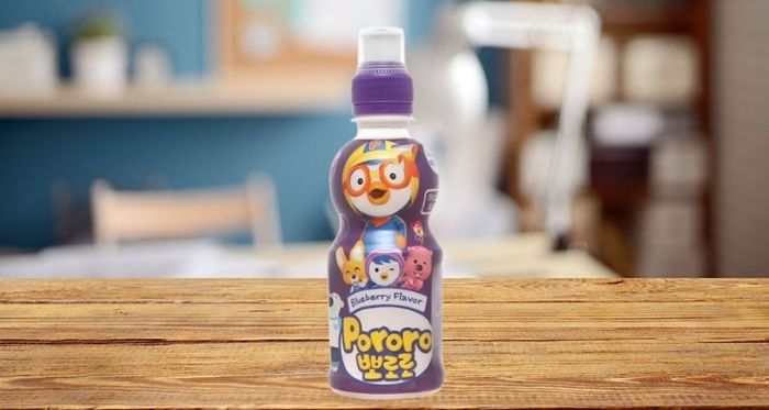 Nước ép trái cây Pororo vị việt quất chai 235 ml