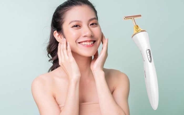 Máy massage nâng cơ mặt K.SKIN KD9060 giúp cải thiện tuần hoàn máu, làm cho da mặt săn chắc