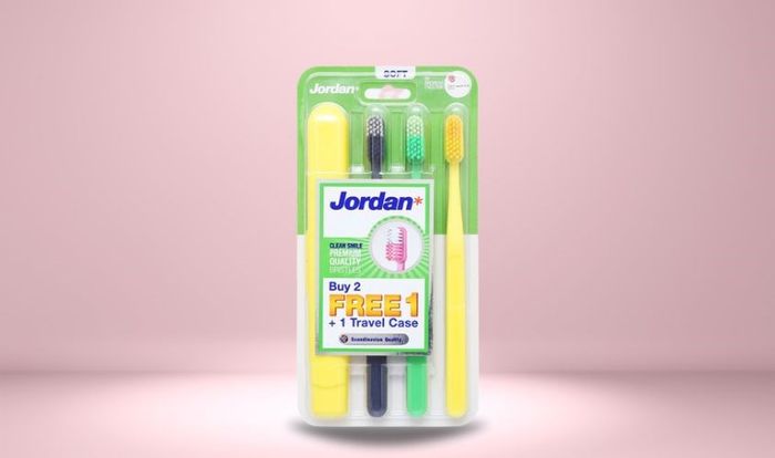 Bộ 3 bàn chải đánh răng Jordan Clean Smile với lông mềm