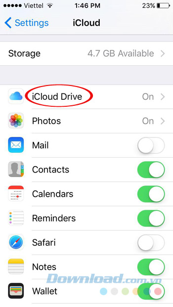 Chạm vào iCloud Drive