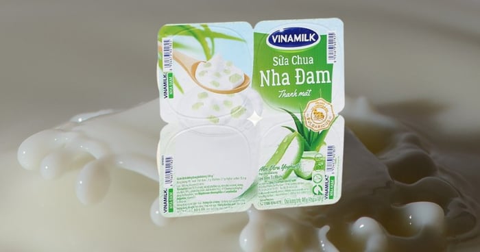 Lốc 4 hộp sữa chua trái cây Vinamilk vị nha đam 100g