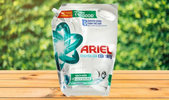 Nước giặt Ariel hương nắng sớm