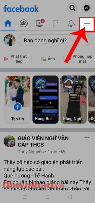 Chạm vào biểu tượng ba dấu gạch ngang