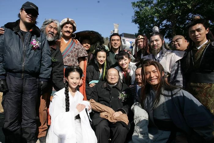 Những Hình Ảnh, Video Hiếm Hoi Của Lưu Diệc Phi Khi Tham Gia 'Thần Điêu Đại Hiệp' Năm 2004 Đang Gây Sự Chú Ý Trên Mạng Xã Hội.