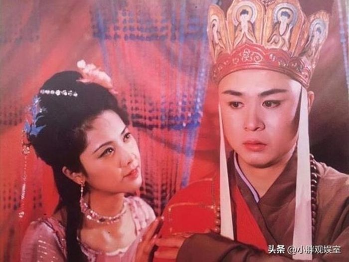 Tình cảm sâu lắng của Nữ Hoàng Tây Lương dành cho Đường Tăng trong bộ phim Tây Du Ký phiên bản 1986.