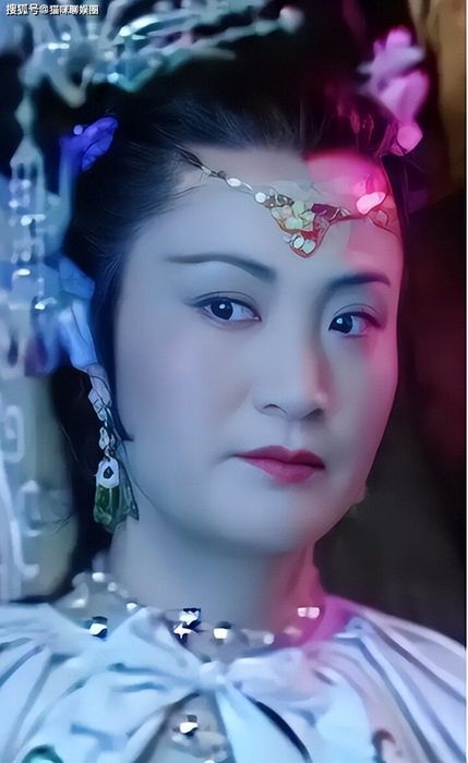 Dương Xuân Hà đã từng có thỏa thuận với đạo diễn Dương Khiết để đảm nhận vai Bạch Cốt Tinh.