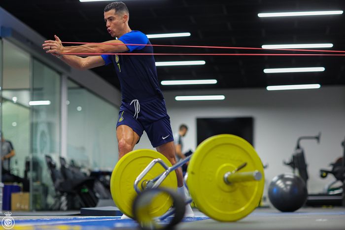 Ronaldo tại phòng tập gym cùng Al Nassr vào ngày 17/5. Ảnh: Al Nassr