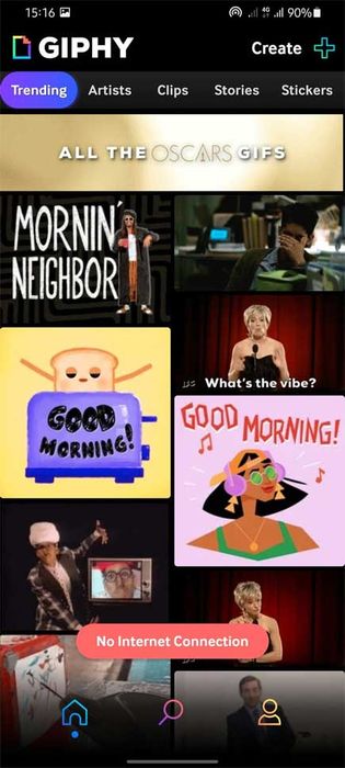 Tạo một tài khoản mới hoặc đăng nhập vào tài khoản GIPHY của bạn nếu đã có.