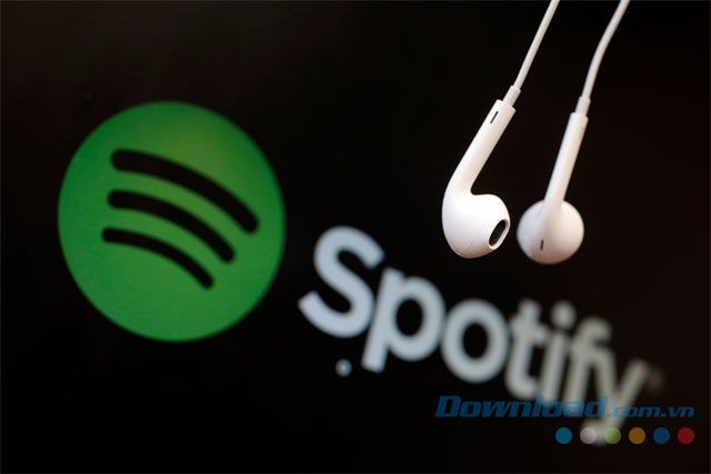 Spotify cung cấp trải nghiệm phát nhạc ổn định và mượt mà, kèm theo nhiều tính năng thú vị như xem concert, playlist nhạc cho bữa tiệc, nhạc chạy bộ và các bản mix mới mỗi ngày.