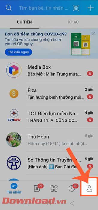 Chạm vào biểu tượng tài khoản