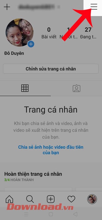 Chạm vào biểu tượng ba dấu gạch ngang