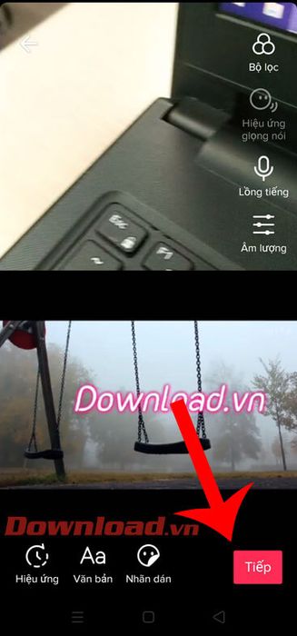Thêm sticker và hiệu ứng vào video