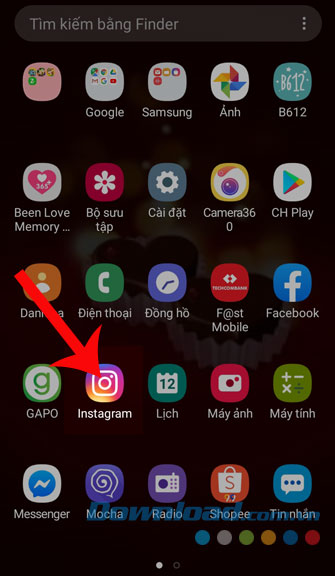 Khởi động Instagram trên điện thoại di động