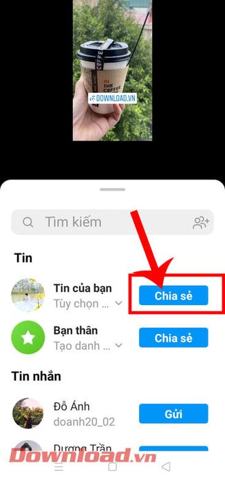 Chạm vào nút Chia sẻ