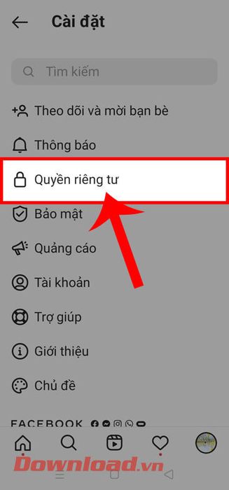 Chạm vào mục Quyền riêng tư