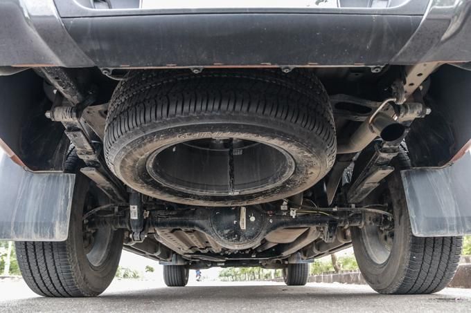 Ford-Ranger-cầu-sau