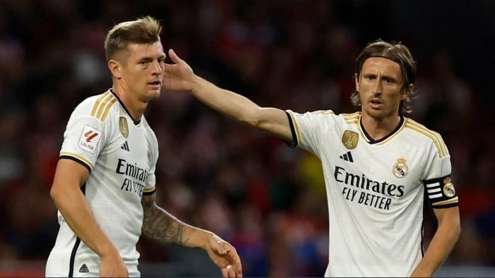 Luka Modric tỏ ra rất mãnh liệt trong phản ứng sau khi Toni Kroos quyết định giải nghệ 466871