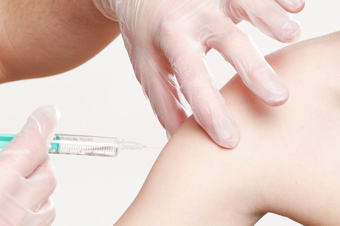 Tiêm vaccine ngừa virus HPV là biện pháp hiệu quả nhất