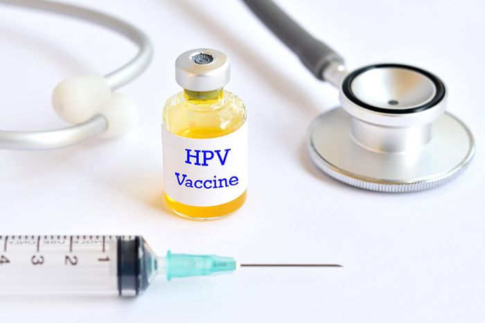 Việc tiêm đủ liều Vắc xin HPV giúp giảm 90% nguy cơ mắc ung thư cổ tử cung.