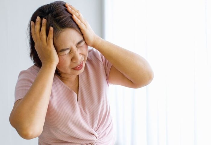 Co giật cũng là dấu hiệu cảnh báo trong tuyến yên có khối u 