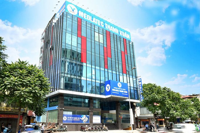 Bệnh viện Đa khoa MEDLATEC là địa chỉ tin cậy để khám và điều trị tràn dịch màng phổi.