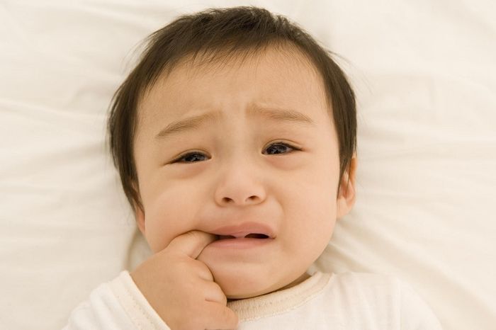 Nấm miệng ở trẻ thường xuyên xuất hiện ở các bé dưới 1 tuổi