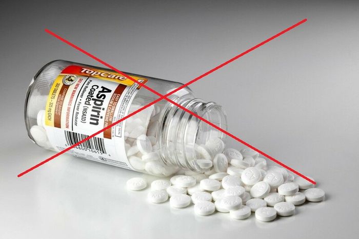 Không bao giờ sử dụng Aspirin để giảm sốt cho trẻ nhỏ.