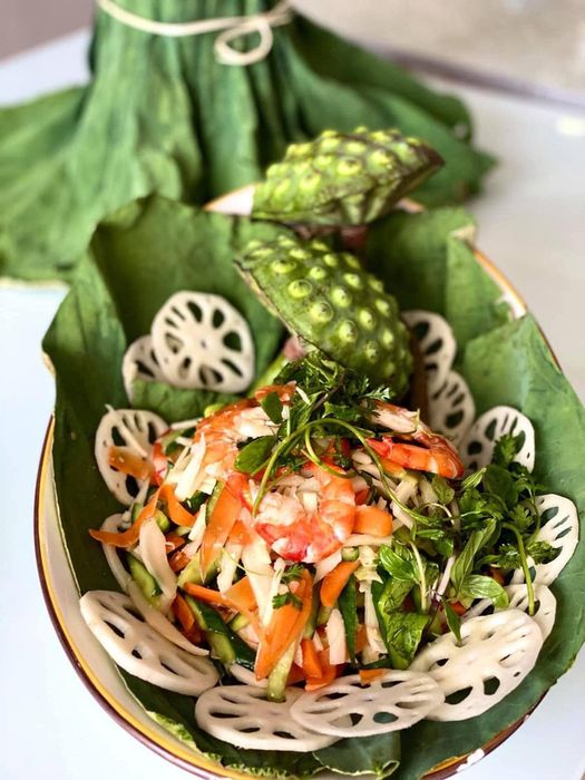 Nộm rau muống và rau rút, gỏi củ đậu thịt bò, nộm đu đủ bò khô - những món hợp mùa hè với vị thanh mát dễ chịu