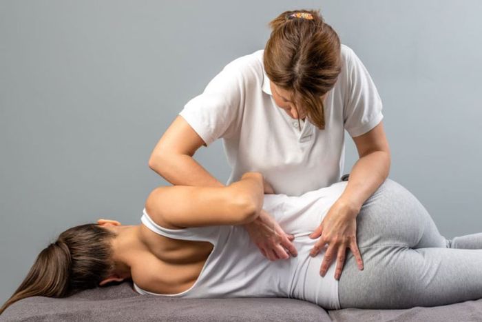 Điều chỉnh cột sống là một phương pháp điều trị không gây tổn thương
