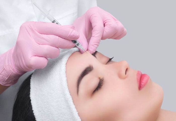 Botox thường được sử dụng trong lĩnh vực làm đẹp