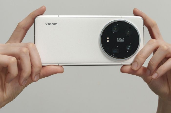 Xiaomi 14 Ultra trang bị hệ thống camera mạnh mẽ