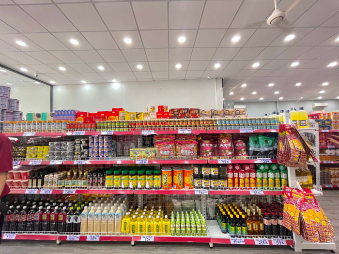 Tây Tây House cam kết sẽ là một trong những chuỗi cửa hàng tiện lợi hàng đầu tại Việt Nam.