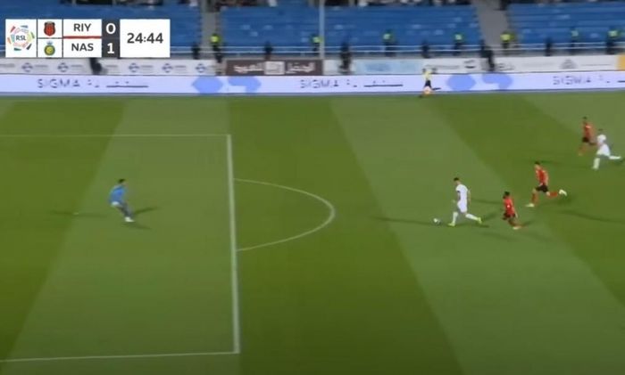Ronaldo nhạt nhòa, Al Nassr thoát thua nhờ bàn ghi điểm ở phút bù giờ 468286
