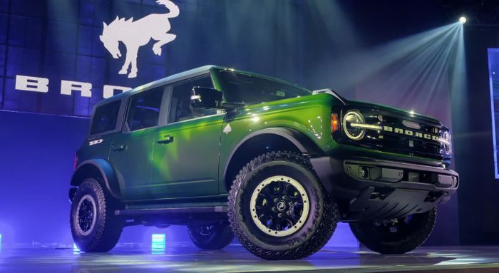 Ford Bronco 2024.jpg