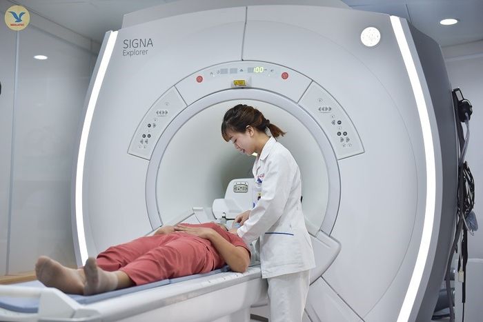 Chụp MRI để xác định nguyên nhân của đột quỵ