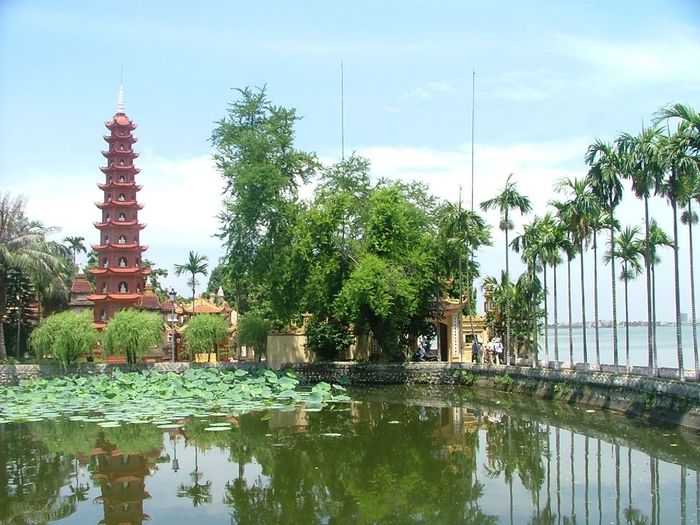 đền Thánh Mẫu Thoải