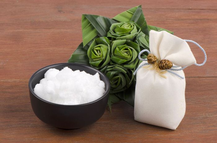 Cách sử dụng long não để điều trị bệnh