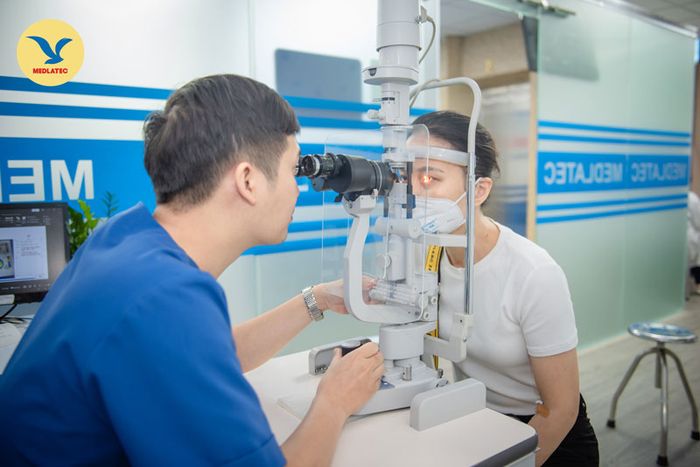Nếu bạn đang băn khoăn về địa điểm khám mắt uy tín, hãy tham khảo và lựa chọn dịch vụ của MEDLATEC