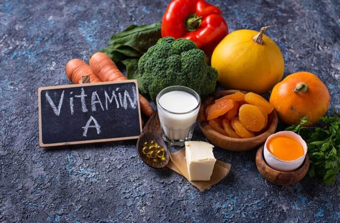 Mắt Nhìn Mờ Vào Buổi Tối Có Thể Do Thiếu Vitamin A Trong Chế Độ Ăn Uống