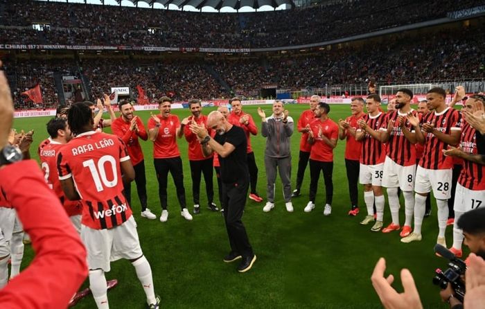 Stefano Pioli kết thúc chặng đường cùng AC Milan 469452