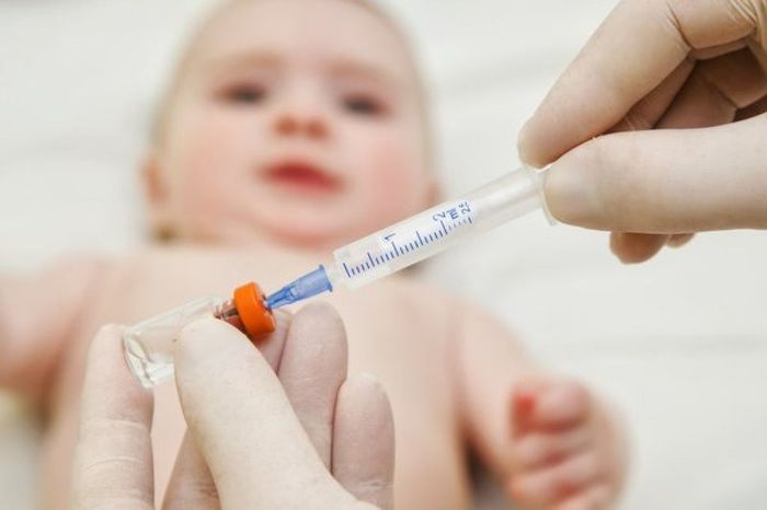 Lưu ý của phụ huynh khi tiêm vắc xin Sởi Rubella cho trẻ nhỏ