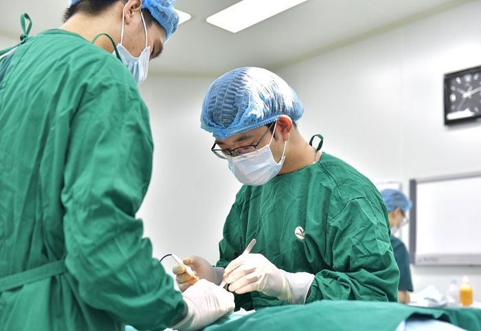 Đề xuất nam giới nên thực hiện cắt bao quy đầu tại các cơ sở y tế đáng tin cậy
