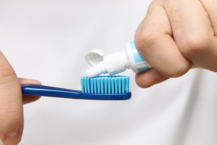 Chải răng là một phần không thể thiếu của chuẩn bị trước khi quan hệ tình dục.