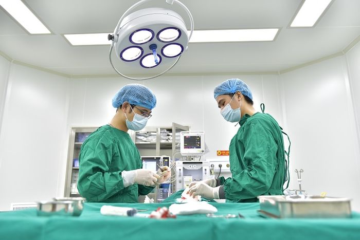 Cắt bao quy đầu là một giải pháp nhanh chóng và hiệu quả cho những bệnh nhân không thể lột bao quy đầu
