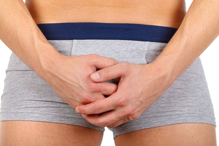 Chọn quần lót chật và ôm sát tạo điều kiện cho vi khuẩn và nấm phát triển
