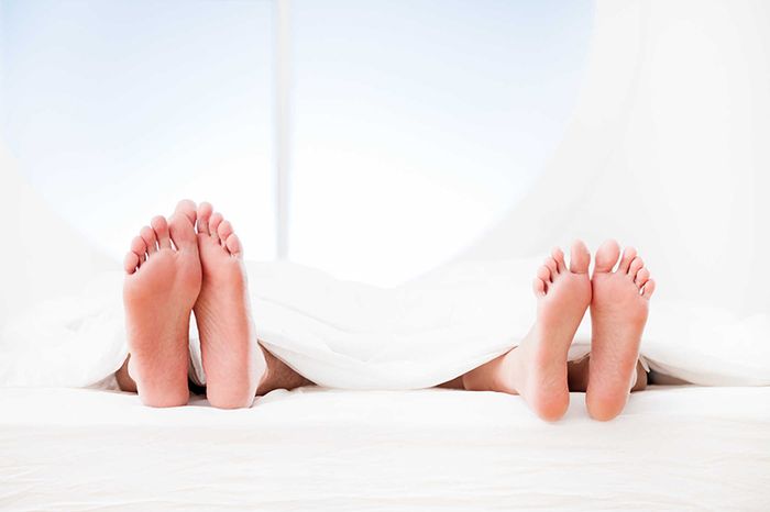 Sau khi cắt bao quy đầu, nam giới nên kiêng quan hệ ít nhất 1 tháng để vết thương có thể lành.