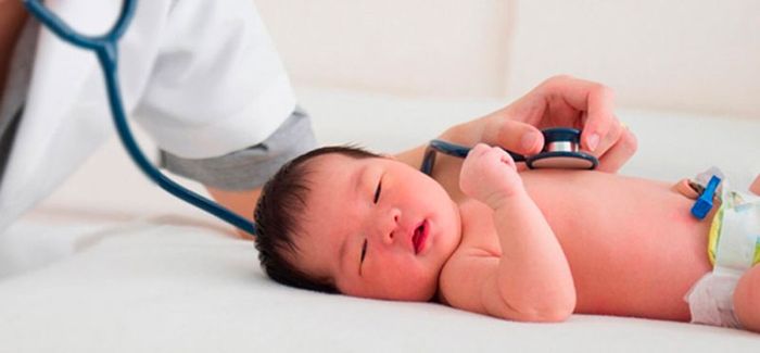 Các nguyên nhân gây ra tình trạng thở rút lõm lồng ngực ở trẻ sơ sinh là đa dạng