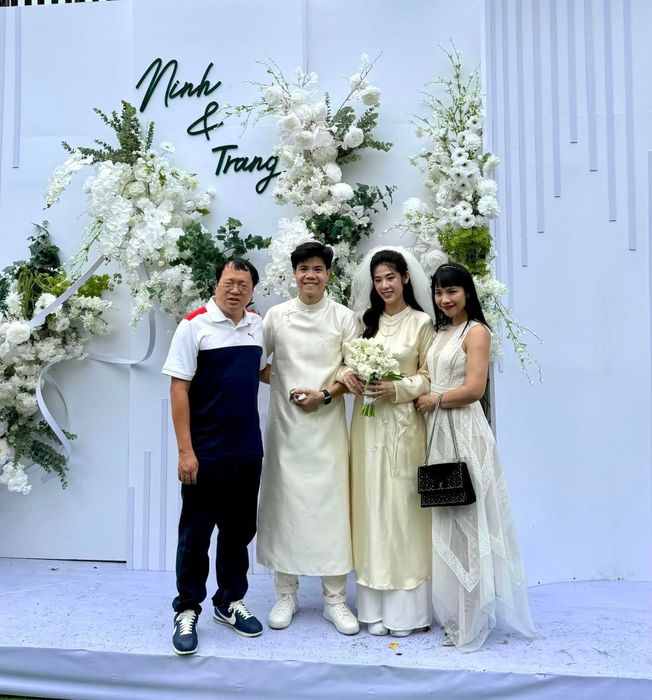 Đám cưới của Đinh Mạnh Ninh